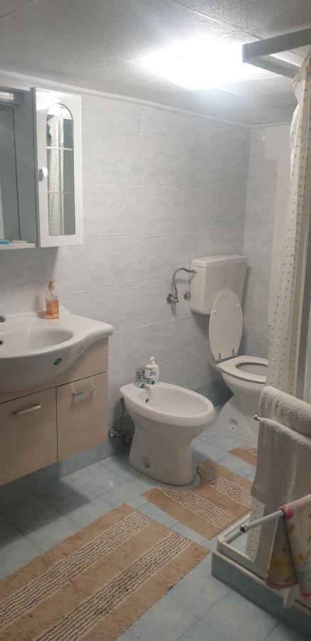 Casa Vacanze Mingos Lodio Di La Carpineta Zewnętrze zdjęcie
