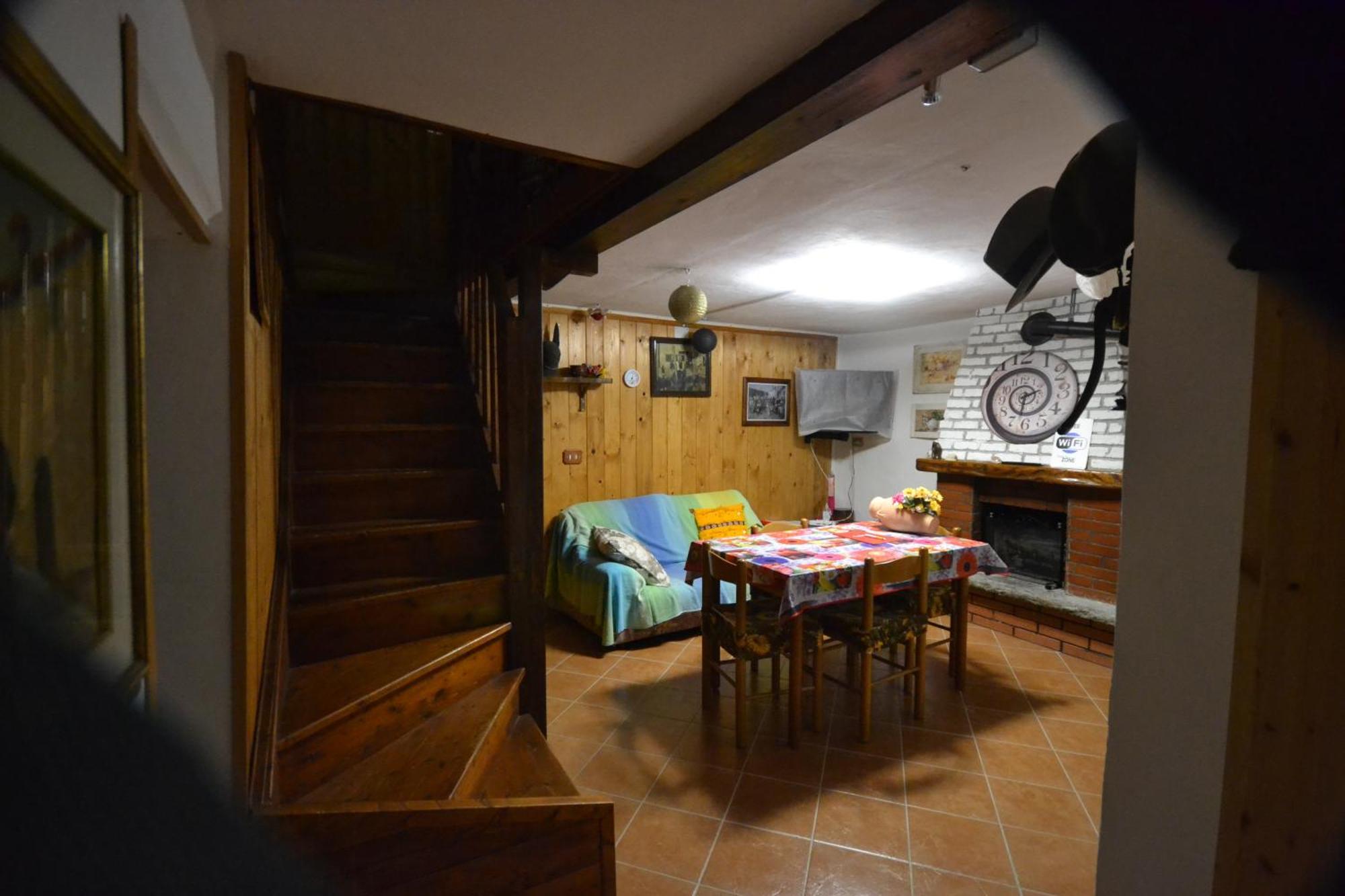 Casa Vacanze Mingos Lodio Di La Carpineta Zewnętrze zdjęcie