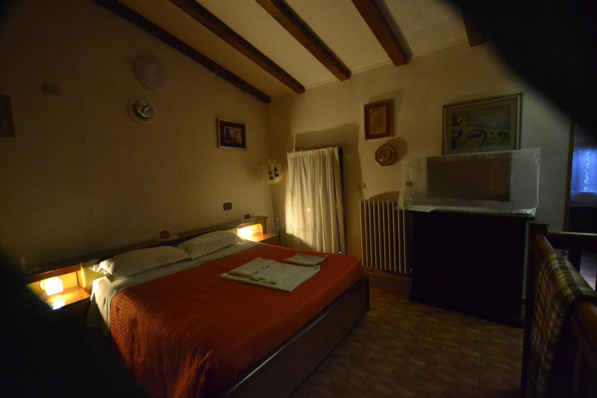 Casa Vacanze Mingos Lodio Di La Carpineta Zewnętrze zdjęcie